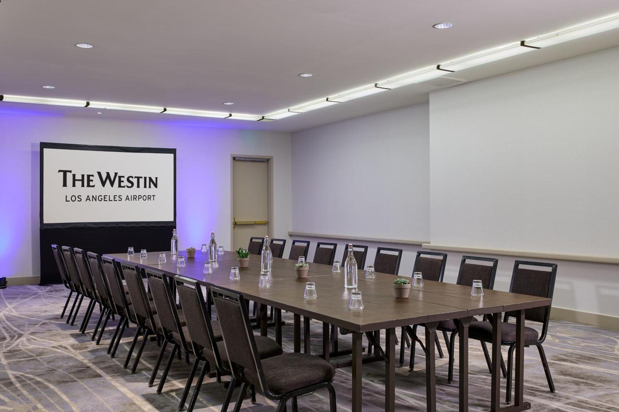 The Westin Los Angeles Airport Экстерьер фото