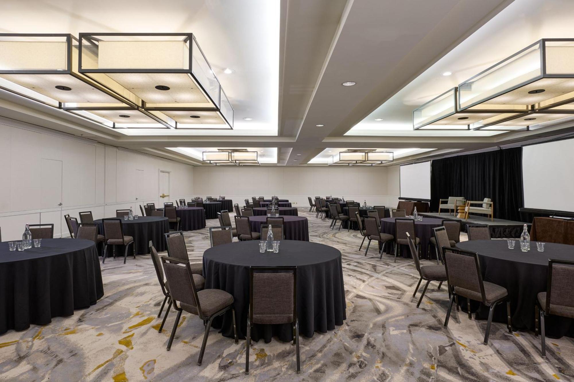 The Westin Los Angeles Airport Экстерьер фото