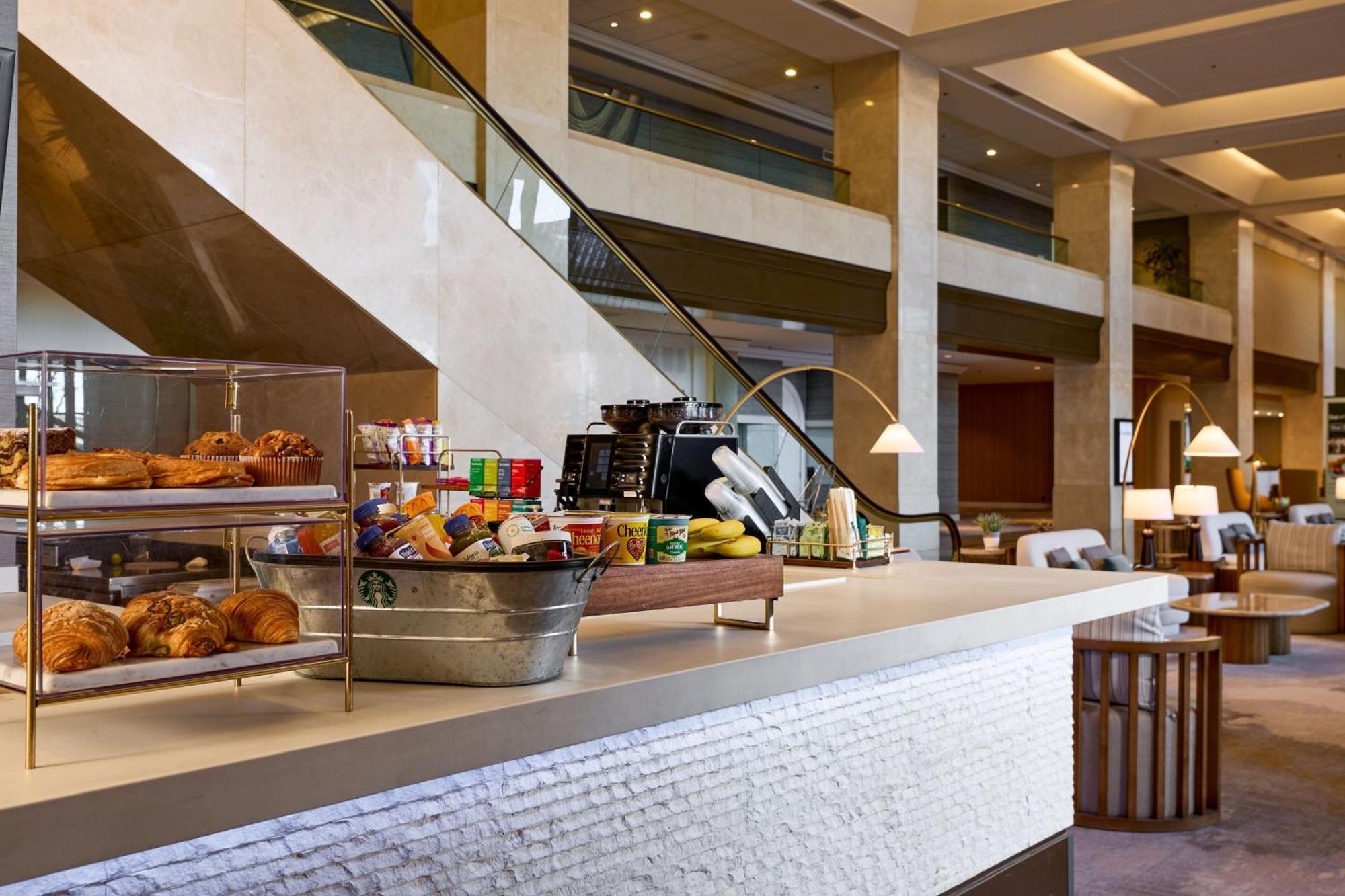 The Westin Los Angeles Airport Экстерьер фото