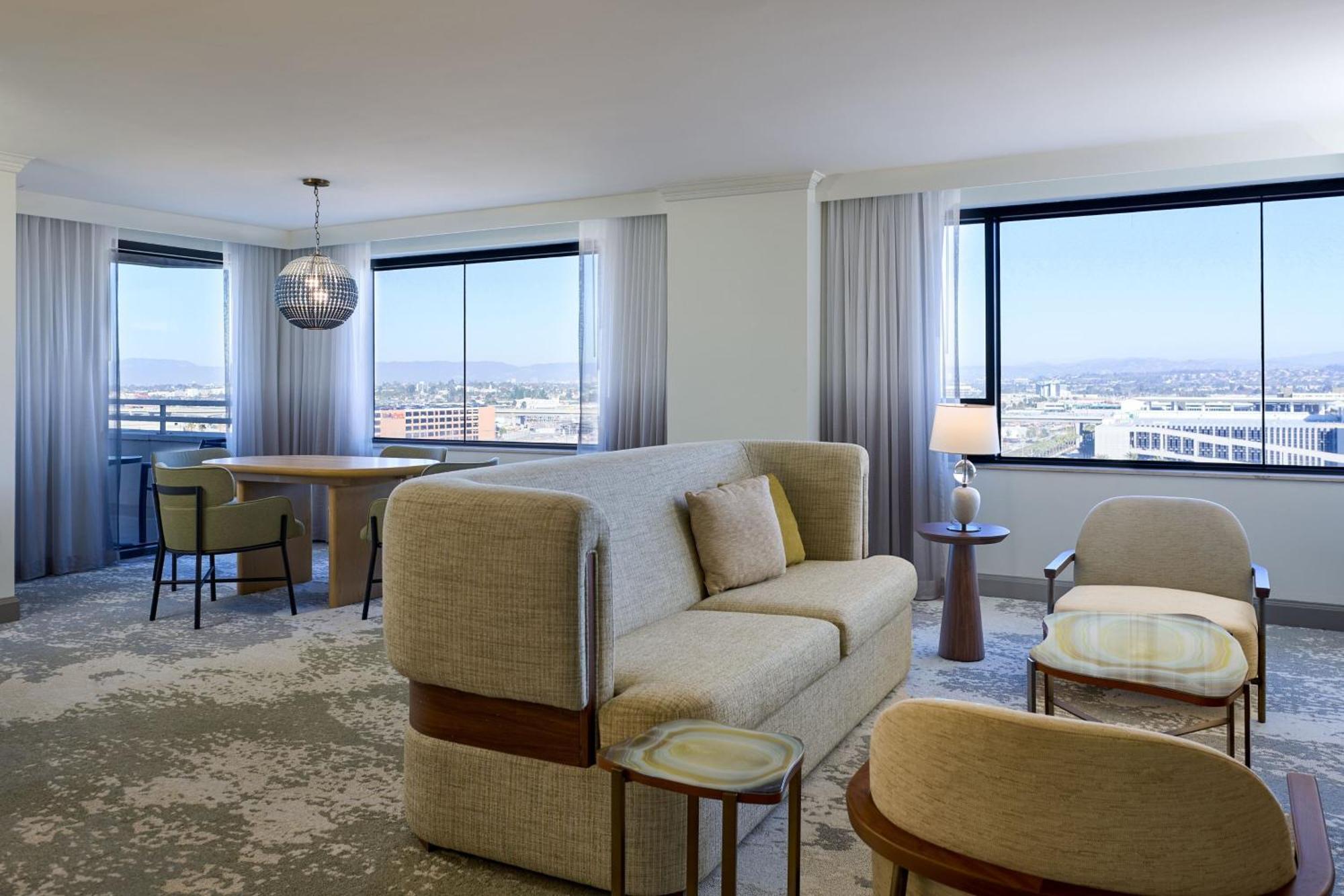 The Westin Los Angeles Airport Экстерьер фото